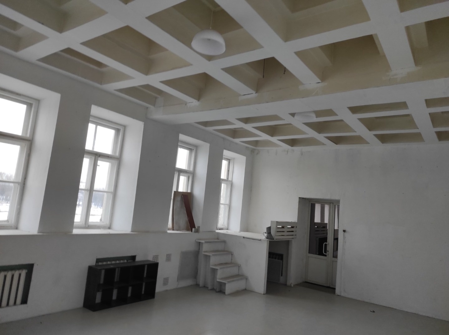 Санкт Петербург,  улица Степана Разина д. 5
Здание 2749м2  )3 здания по 2 этажа и под ним 2000 кв м
Земельный участок 1993 кв м
Продажа ППА на 20 лет здания + 20 соток земли.
В казну 350 в месяц.
Выкупная 122 млн от государства
Общая цена 150 млн рубПланировка по запросу 
Н первый этаж 7 метров
